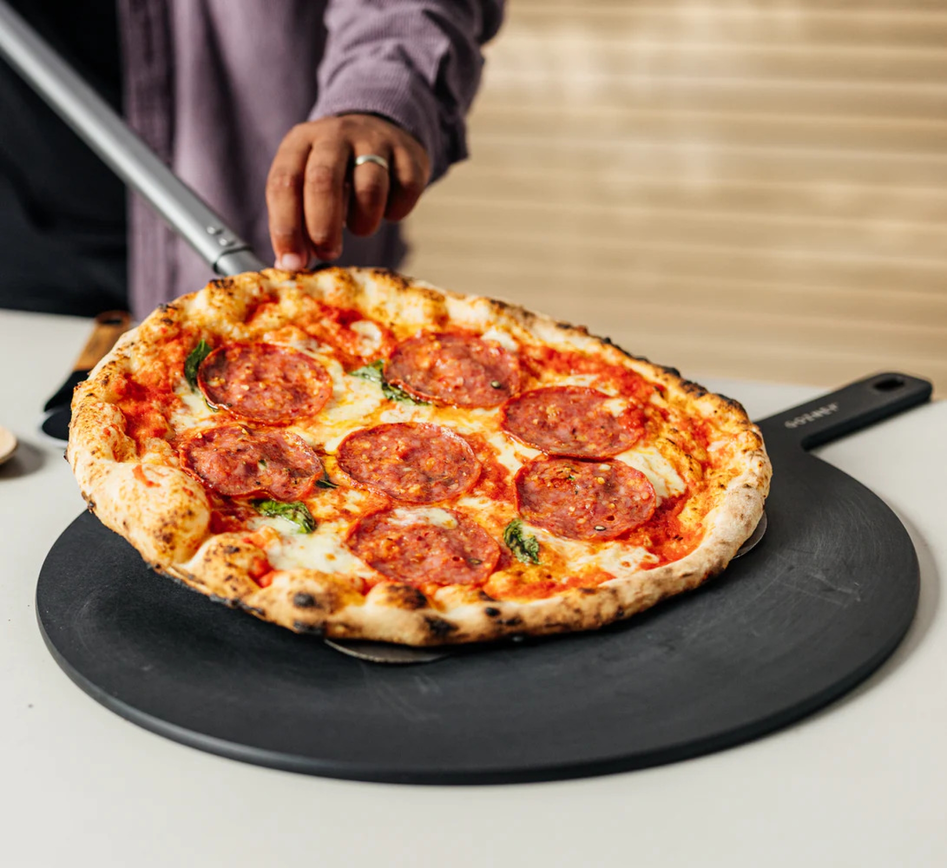 Gozney Pizzaservierbrett 18" Gozney Pizzaservierbrett 18"
